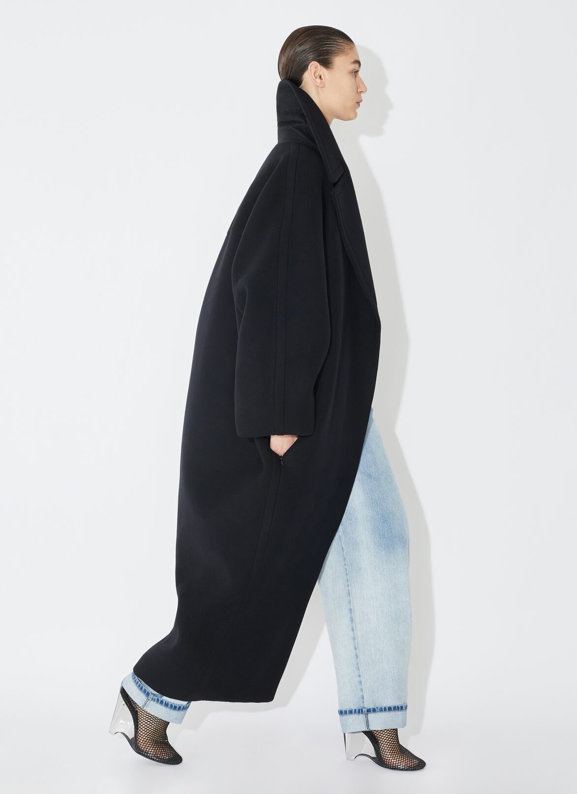 MANTEAU LONG EN LAINE ALAÏA MANTEAU LONG EN LAINE NOIR